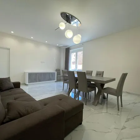 דירה Parla Luxury
